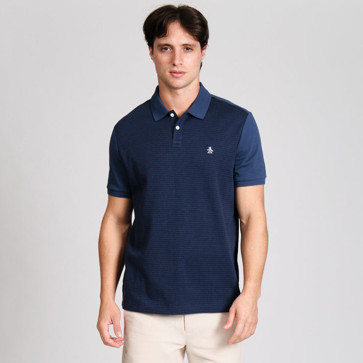 Polo Con Jacquard Frontal Lineas Geo
