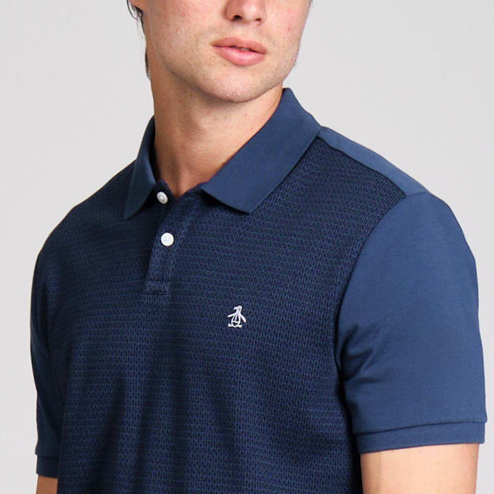 Polo Con Jacquard Frontal Lineas Geo