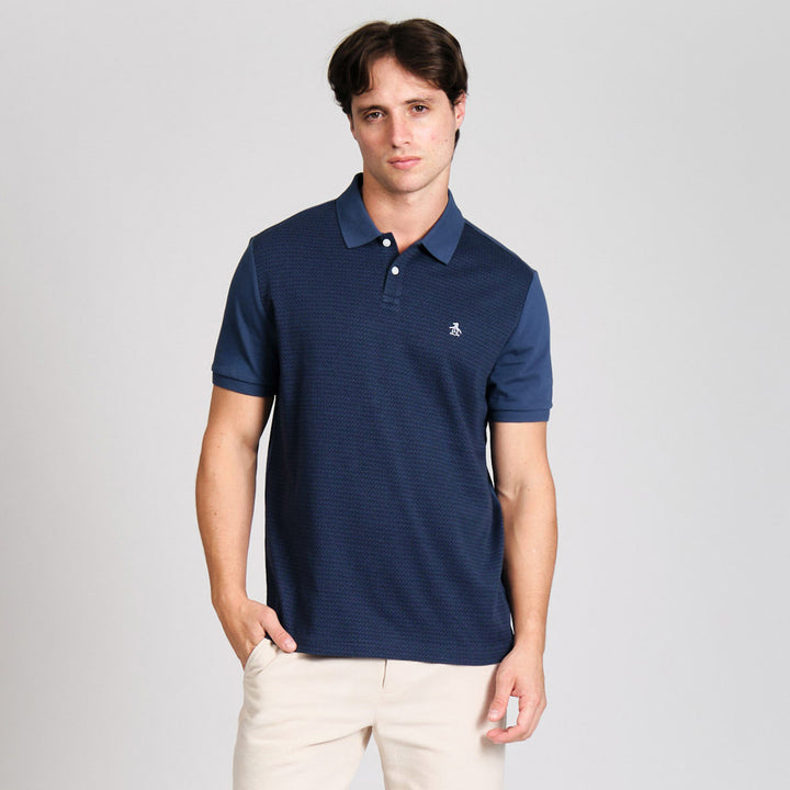 Polo Con Jacquard Frontal Lineas Geo