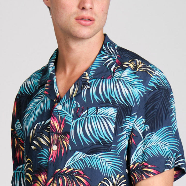 Camisa Manga Corta De Viscosa Full Print Hojas De Palmera