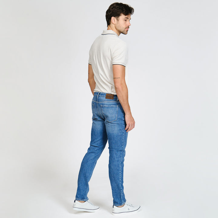 Jeans Rectos Con Deslavado Denim